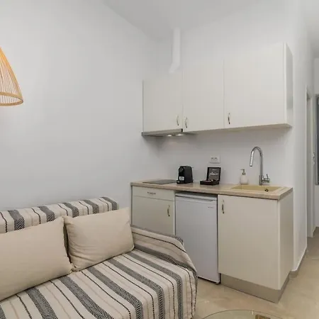 Agathi's House * Triovasálos